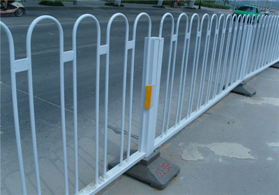 京式道路隔離柵